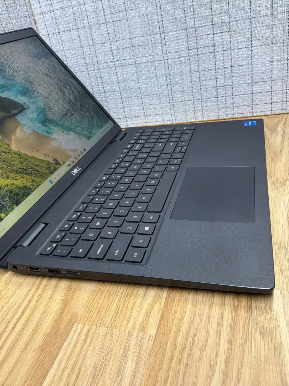 Dell Latitude 3520 15.6